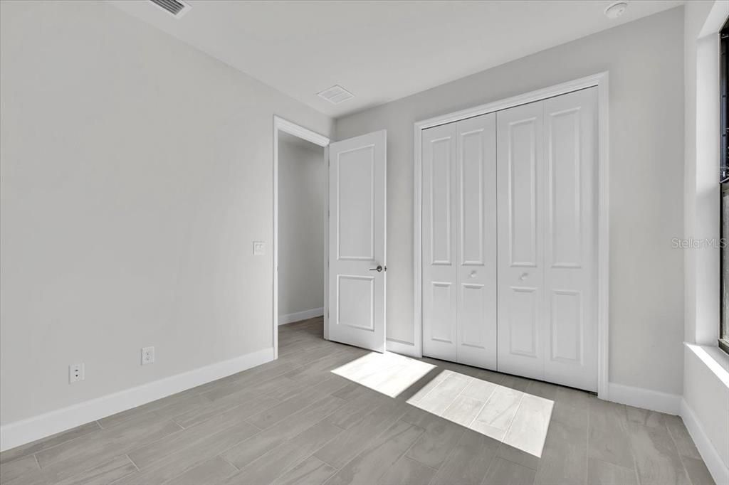 For Sale: $484,900 (3 beds, 2 baths, 2089 Square Feet)