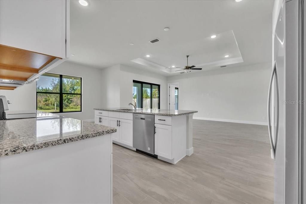 For Sale: $484,900 (3 beds, 2 baths, 2089 Square Feet)