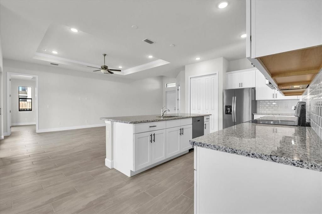 For Sale: $484,900 (3 beds, 2 baths, 2089 Square Feet)