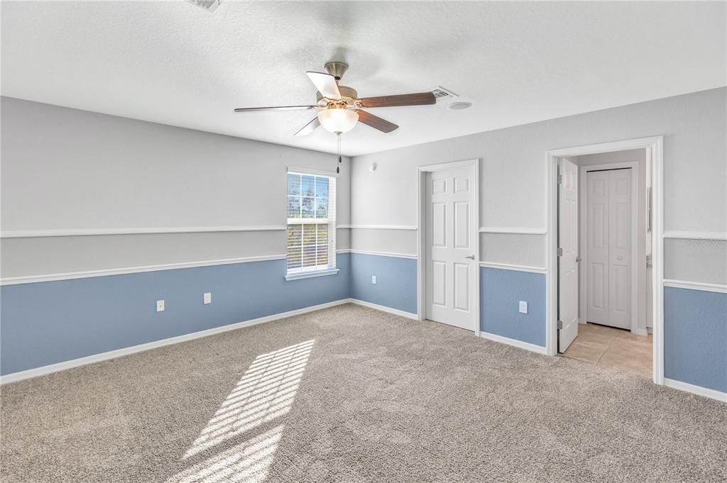 待售: $275,000 (3 贝兹, 2 浴室, 1801 平方英尺)