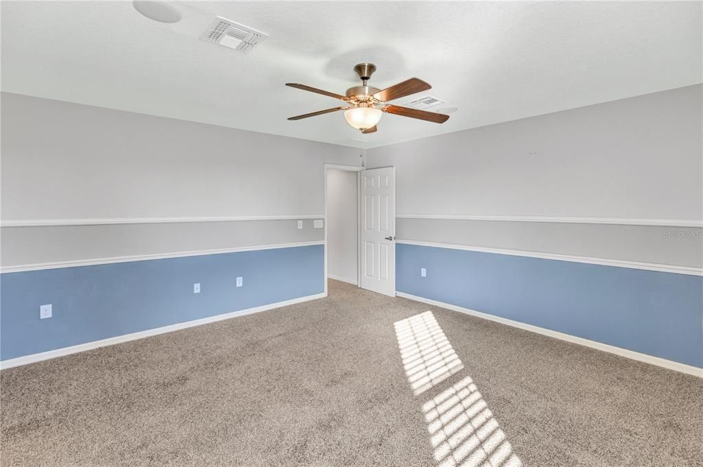 待售: $275,000 (3 贝兹, 2 浴室, 1801 平方英尺)