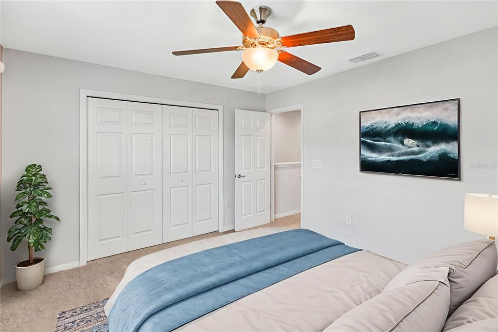 待售: $275,000 (3 贝兹, 2 浴室, 1801 平方英尺)