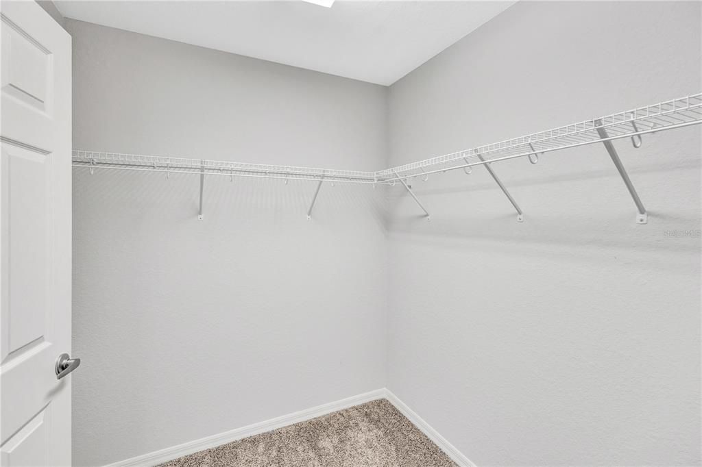 待售: $275,000 (3 贝兹, 2 浴室, 1801 平方英尺)