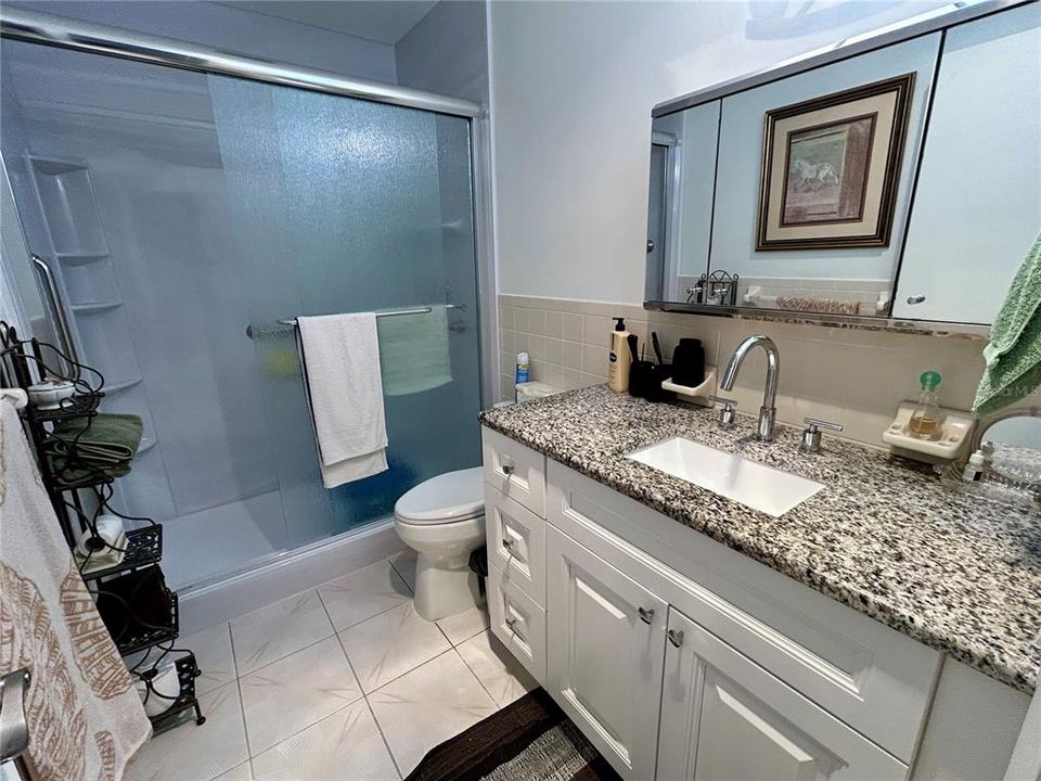 待售: $249,900 (2 贝兹, 2 浴室, 1400 平方英尺)