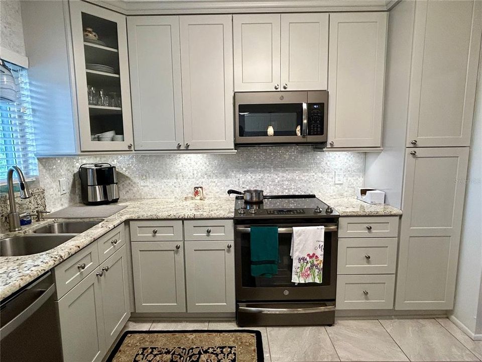 待售: $249,900 (2 贝兹, 2 浴室, 1400 平方英尺)