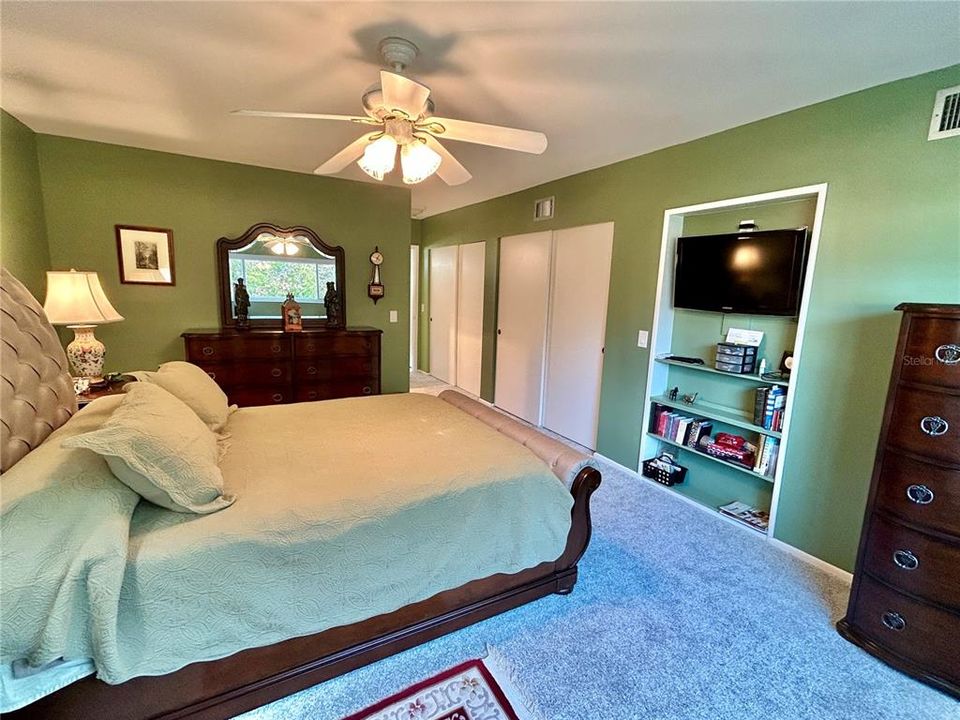 待售: $249,900 (2 贝兹, 2 浴室, 1400 平方英尺)