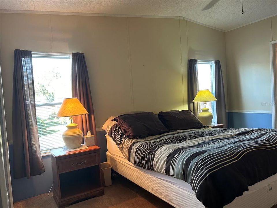 For Sale: $149,000 (2 beds, 2 baths, 1176 Square Feet)