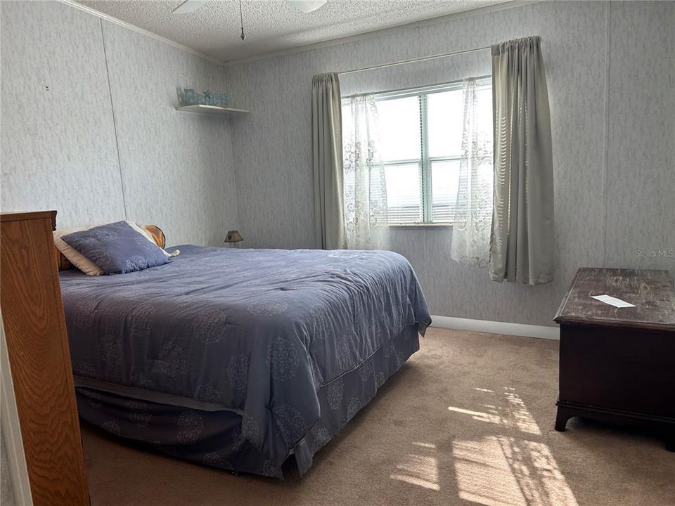 For Sale: $149,000 (2 beds, 2 baths, 1176 Square Feet)