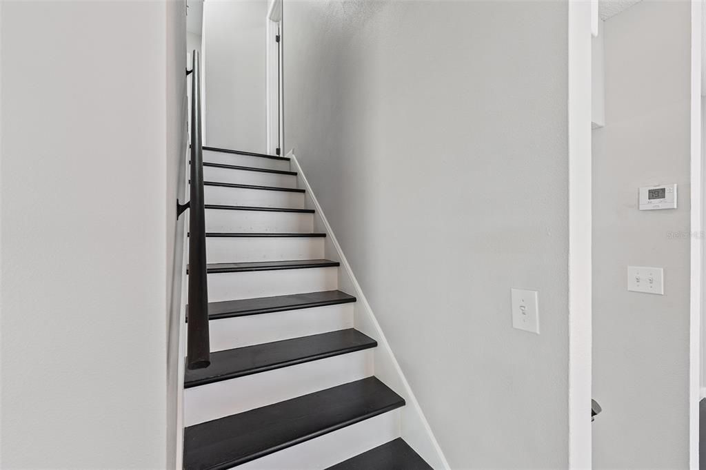 For Sale: $435,000 (3 beds, 2 baths, 1575 Square Feet)