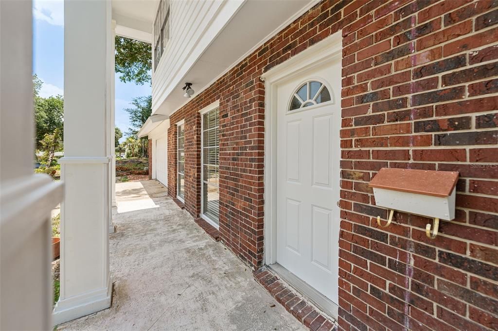 For Sale: $435,000 (3 beds, 2 baths, 1575 Square Feet)