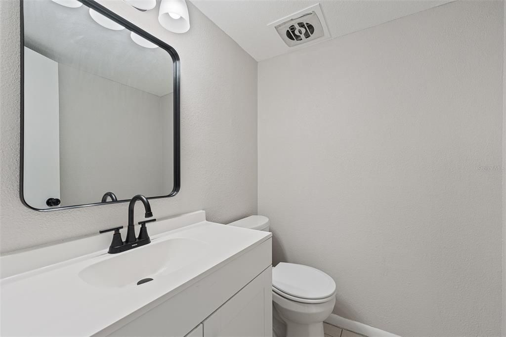 For Sale: $435,000 (3 beds, 2 baths, 1575 Square Feet)