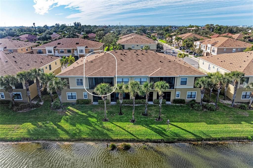 На продажу: $274,900 (2 спален, 2 ванн, 1228 Квадратных фут)