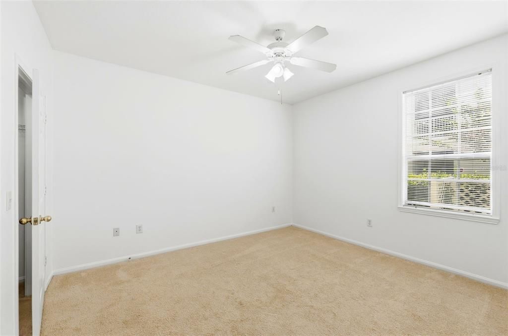 На продажу: $389,000 (2 спален, 2 ванн, 1320 Квадратных фут)