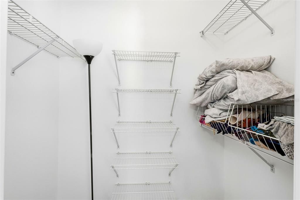 На продажу: $389,000 (2 спален, 2 ванн, 1320 Квадратных фут)