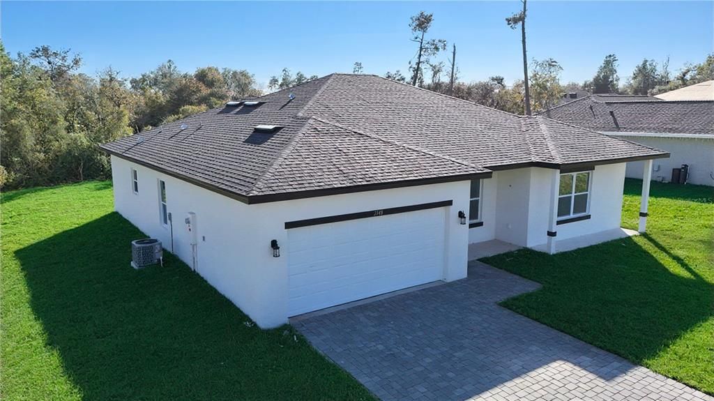 For Sale: $299,000 (4 beds, 2 baths, 1816 Square Feet)