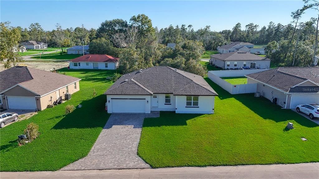 For Sale: $299,000 (4 beds, 2 baths, 1816 Square Feet)