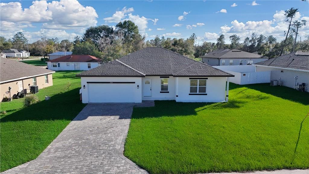 For Sale: $299,000 (4 beds, 2 baths, 1816 Square Feet)