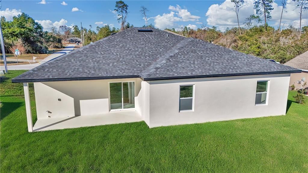 For Sale: $299,000 (4 beds, 2 baths, 1816 Square Feet)