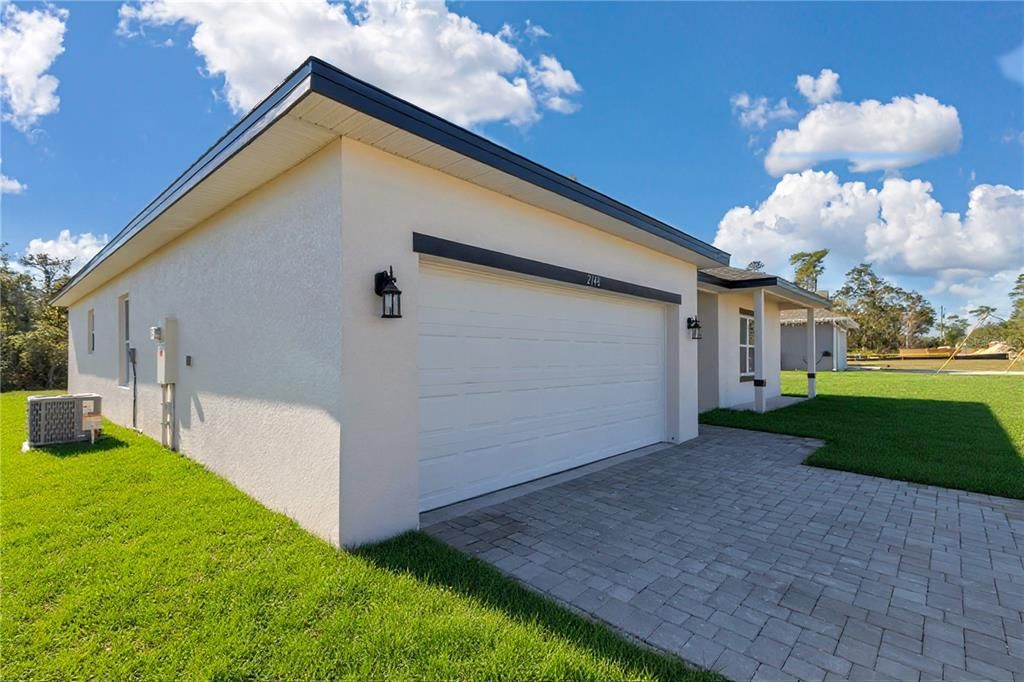 For Sale: $299,000 (4 beds, 2 baths, 1816 Square Feet)