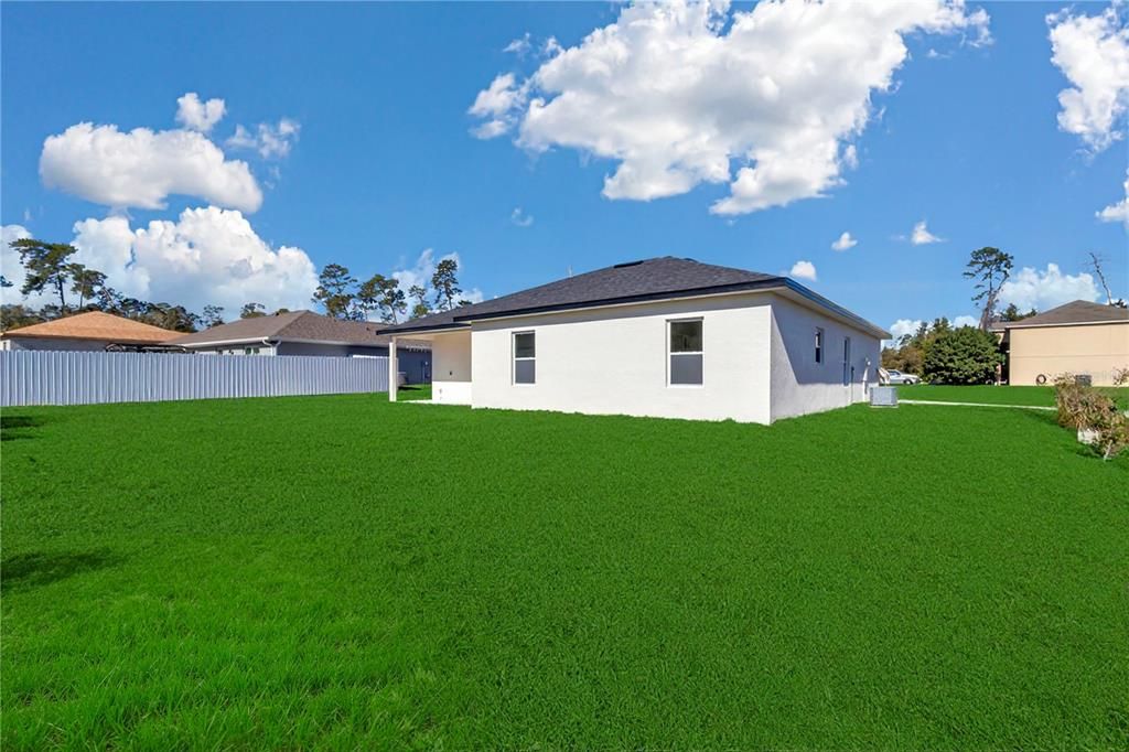 For Sale: $299,000 (4 beds, 2 baths, 1816 Square Feet)