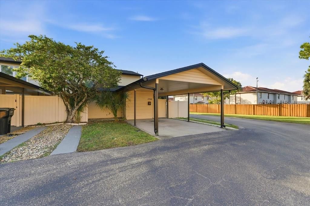 待售: $215,000 (3 贝兹, 2 浴室, 1294 平方英尺)