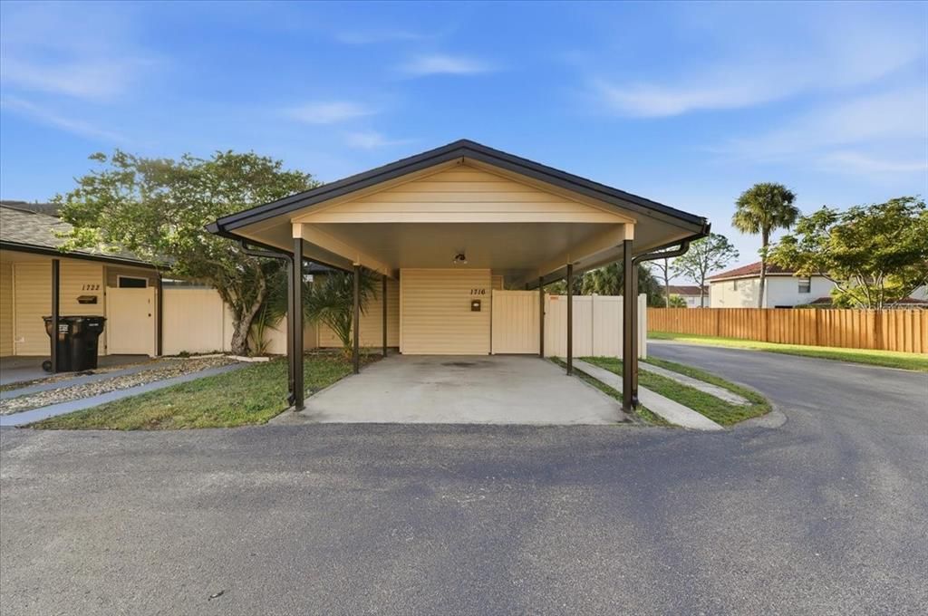 待售: $215,000 (3 贝兹, 2 浴室, 1294 平方英尺)