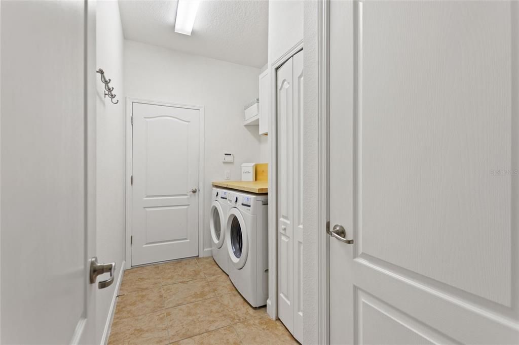 En Venta: $499,000 (4 camas, 3 baños, 2381 Pies cuadrados)