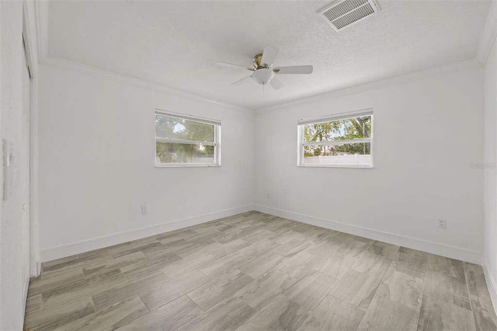 For Rent: $3,800 (4 beds, 2 baths, 1966 Square Feet)