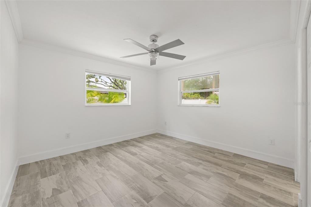 For Rent: $3,800 (4 beds, 2 baths, 1966 Square Feet)