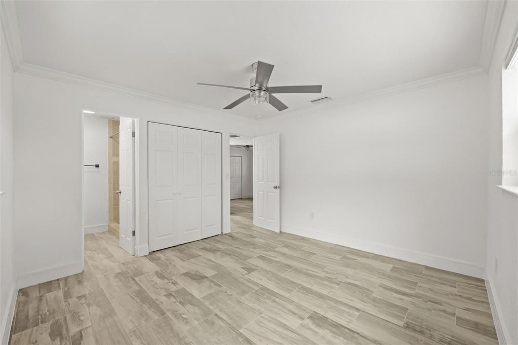 For Rent: $3,800 (4 beds, 2 baths, 1966 Square Feet)