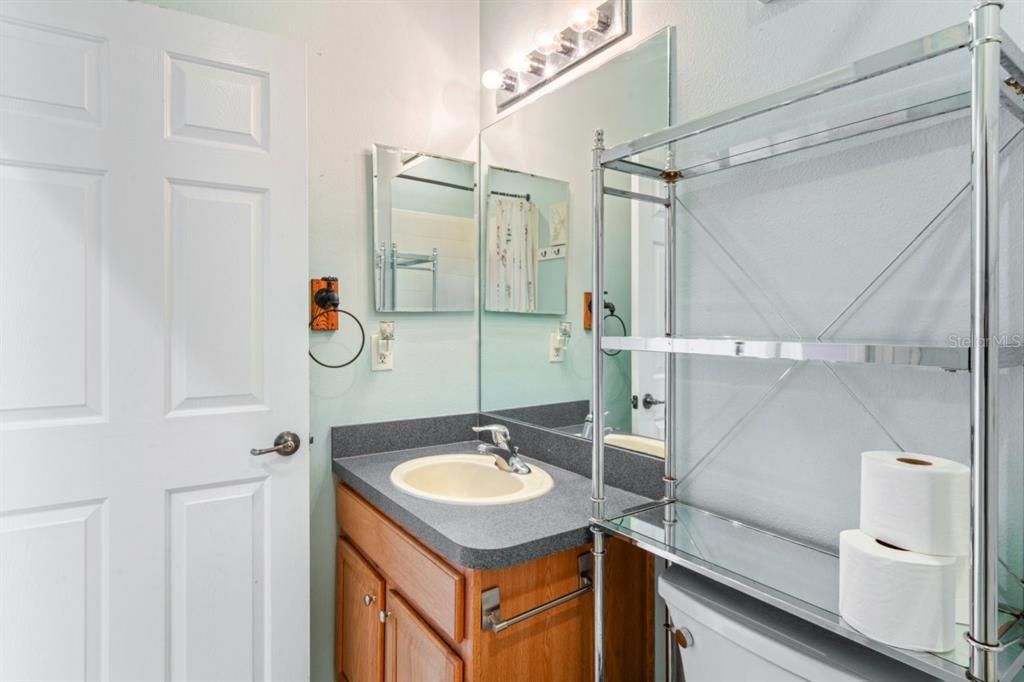 For Sale: $375,000 (4 beds, 2 baths, 1938 Square Feet)