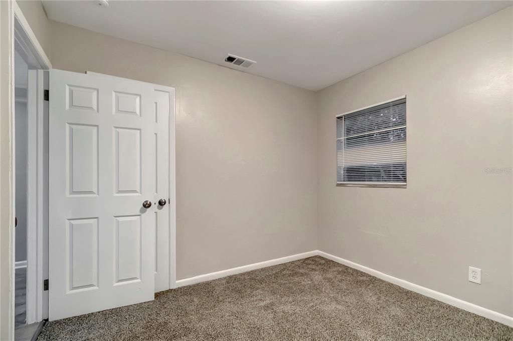 待售: $299,000 (3 贝兹, 2 浴室, 1000 平方英尺)