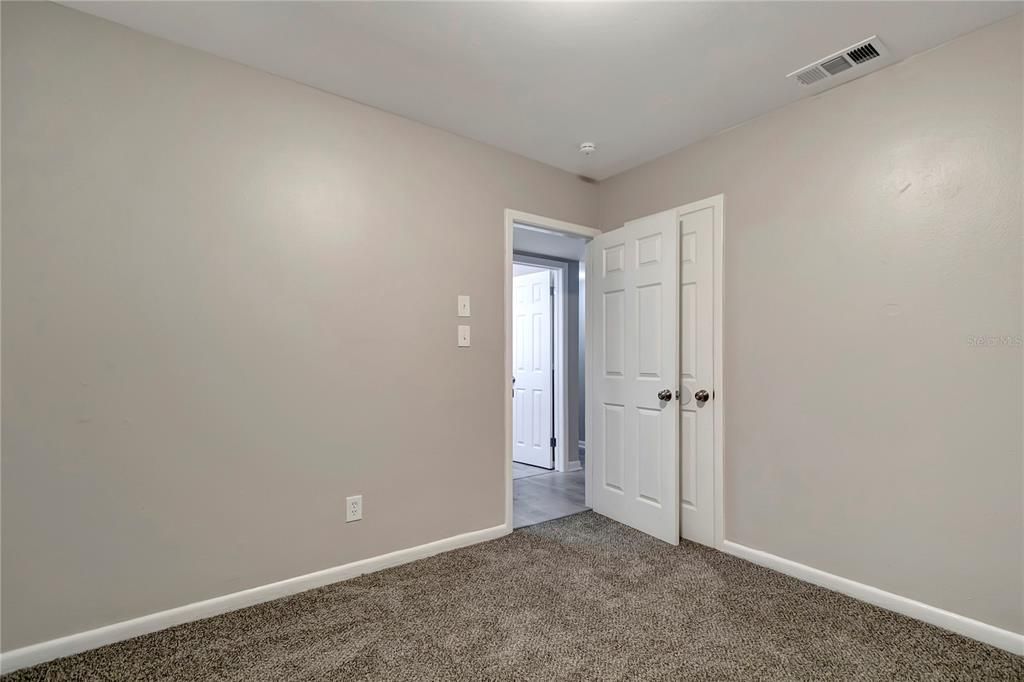 待售: $299,000 (3 贝兹, 2 浴室, 1000 平方英尺)