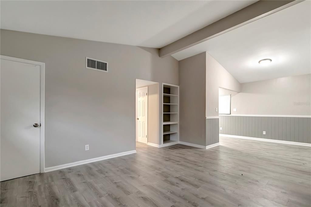 待售: $299,000 (3 贝兹, 2 浴室, 1000 平方英尺)