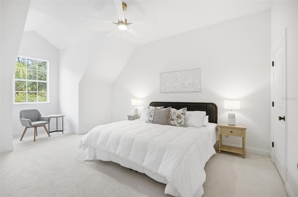 待售: $1,095,000 (5 贝兹, 3 浴室, 3290 平方英尺)