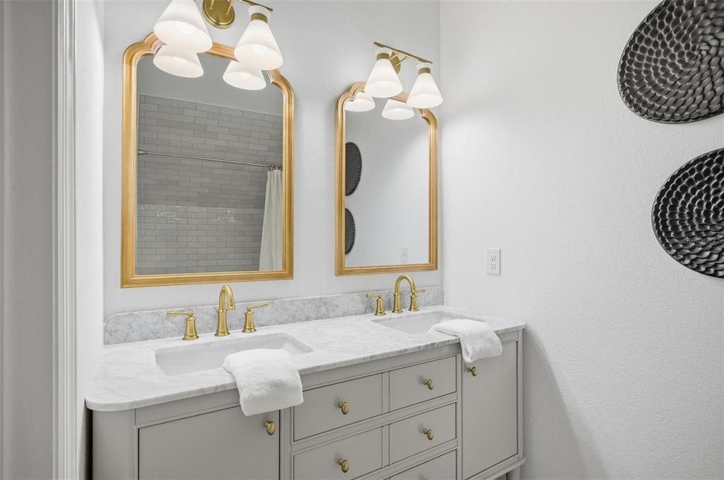 待售: $1,095,000 (5 贝兹, 3 浴室, 3290 平方英尺)