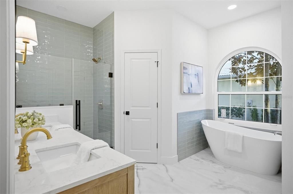 待售: $1,095,000 (5 贝兹, 3 浴室, 3290 平方英尺)