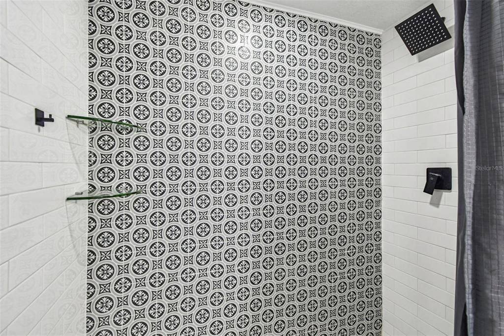 En Venta: $355,000 (3 camas, 2 baños, 1104 Pies cuadrados)