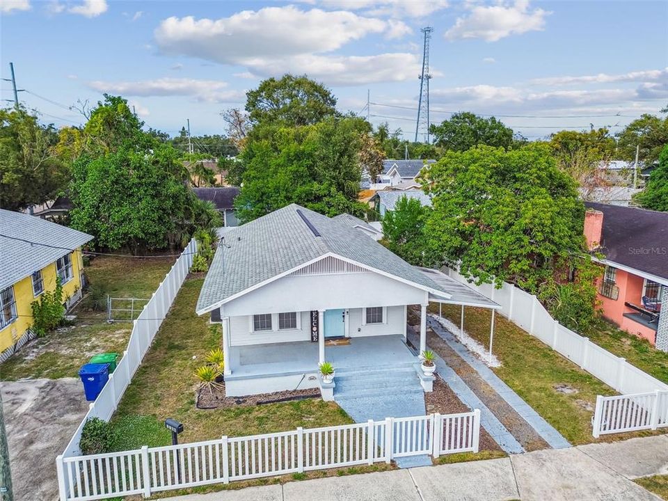 En Venta: $355,000 (3 camas, 2 baños, 1104 Pies cuadrados)