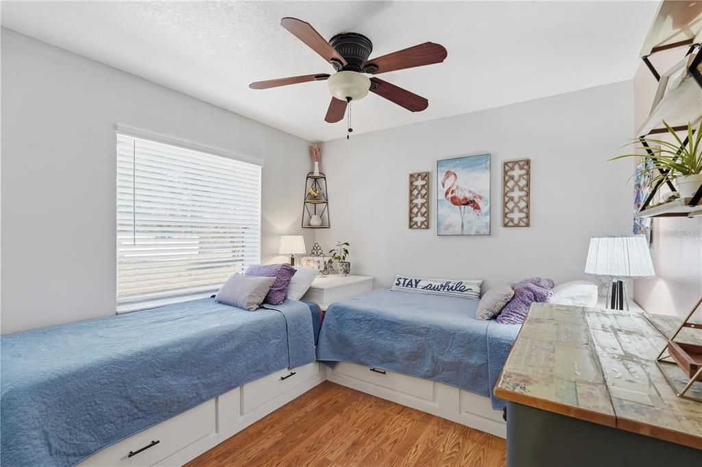 For Sale: $480,000 (3 beds, 3 baths, 2430 Square Feet)