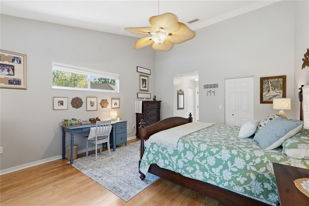 For Sale: $480,000 (3 beds, 3 baths, 2430 Square Feet)