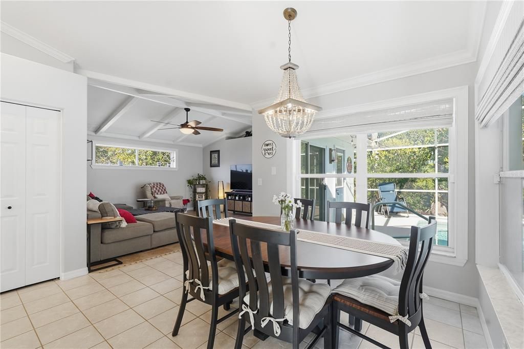 For Sale: $480,000 (3 beds, 3 baths, 2430 Square Feet)