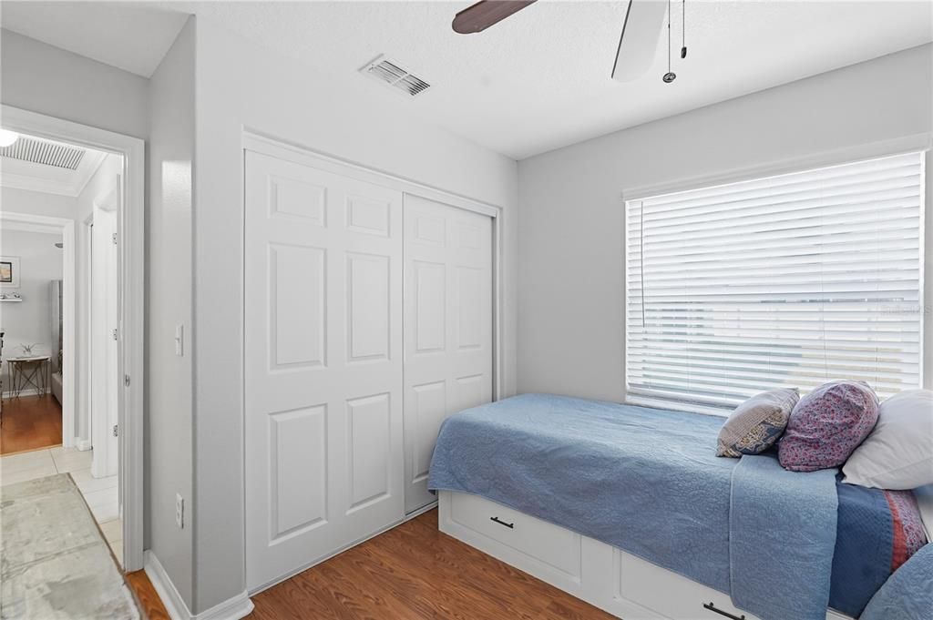 For Sale: $480,000 (3 beds, 3 baths, 2430 Square Feet)