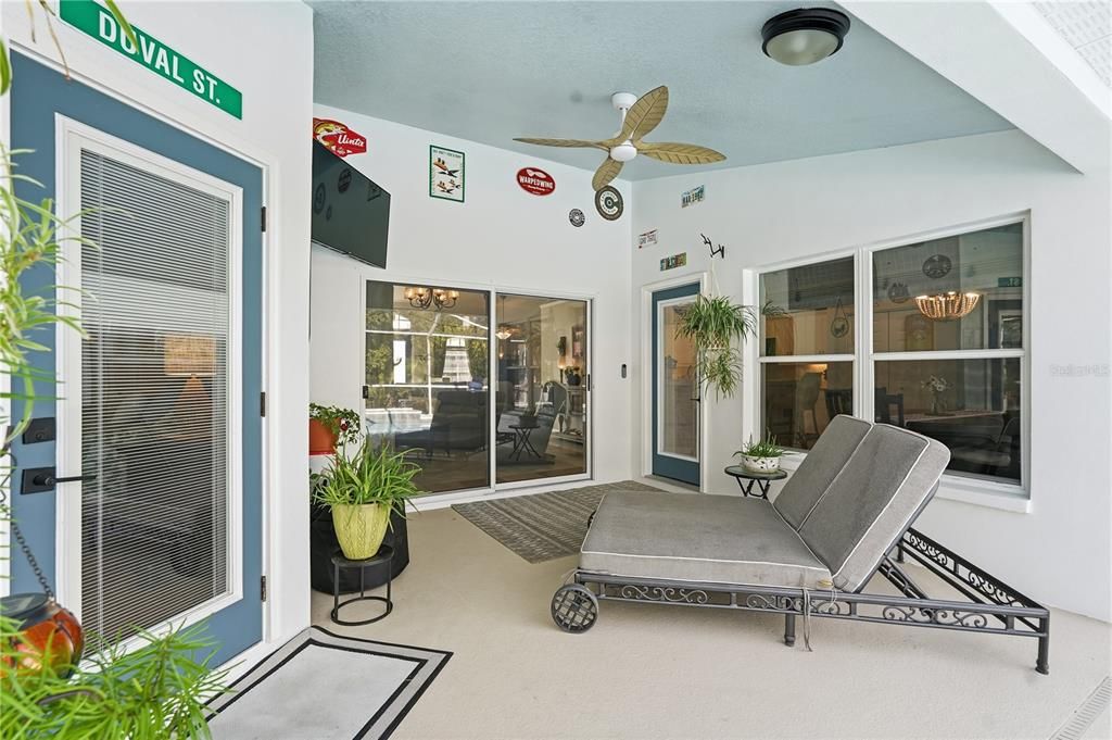 For Sale: $480,000 (3 beds, 3 baths, 2430 Square Feet)