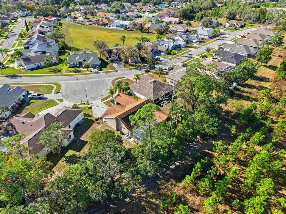 For Sale: $480,000 (3 beds, 3 baths, 2430 Square Feet)