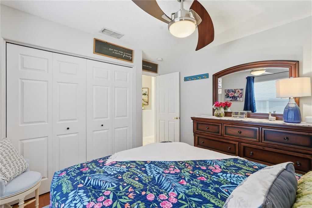 For Sale: $480,000 (3 beds, 3 baths, 2430 Square Feet)