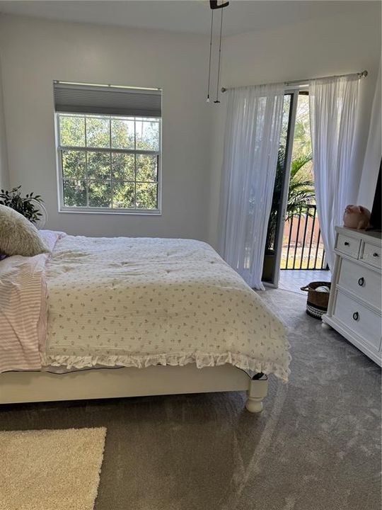 待售: $335,000 (3 贝兹, 2 浴室, 1812 平方英尺)