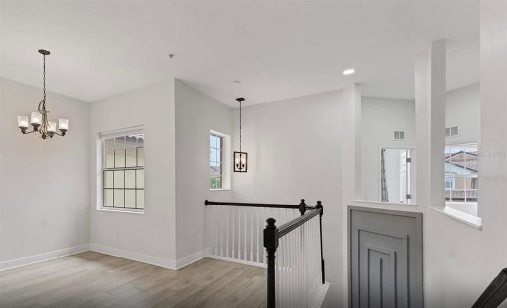 待售: $335,000 (3 贝兹, 2 浴室, 1812 平方英尺)