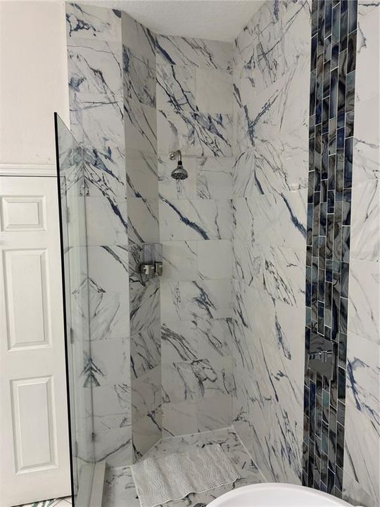 待售: $335,000 (3 贝兹, 2 浴室, 1812 平方英尺)