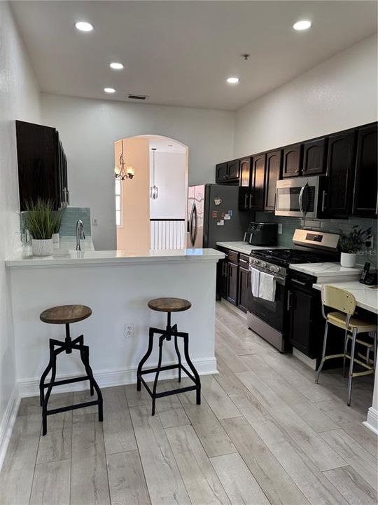 待售: $335,000 (3 贝兹, 2 浴室, 1812 平方英尺)